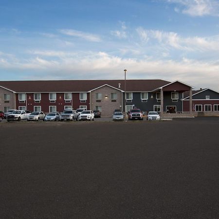 Miles City Hotel Экстерьер фото