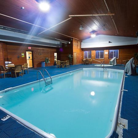 Miles City Hotel Экстерьер фото