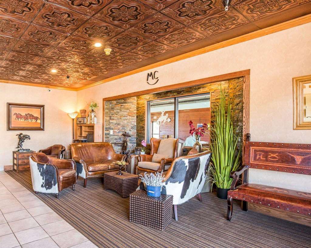 Miles City Hotel Интерьер фото