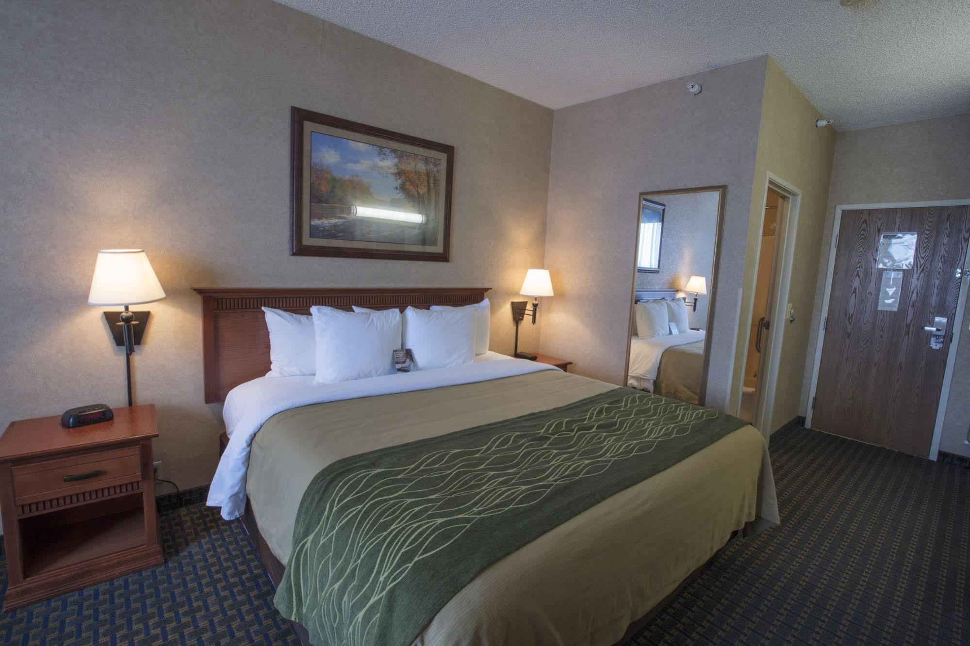Miles City Hotel Экстерьер фото